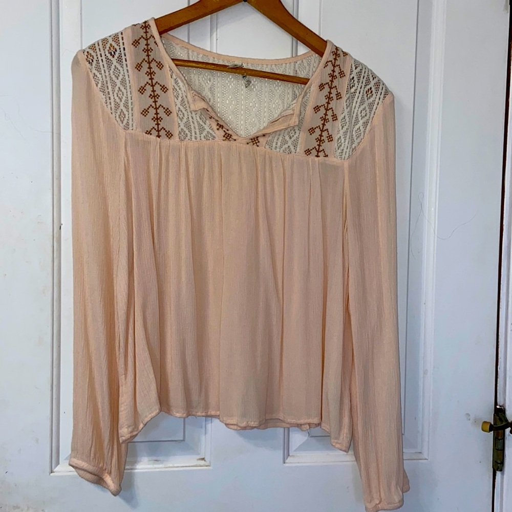 MUDD women’s blouse